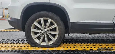 2014 Volkswagen Tiguan VIN: