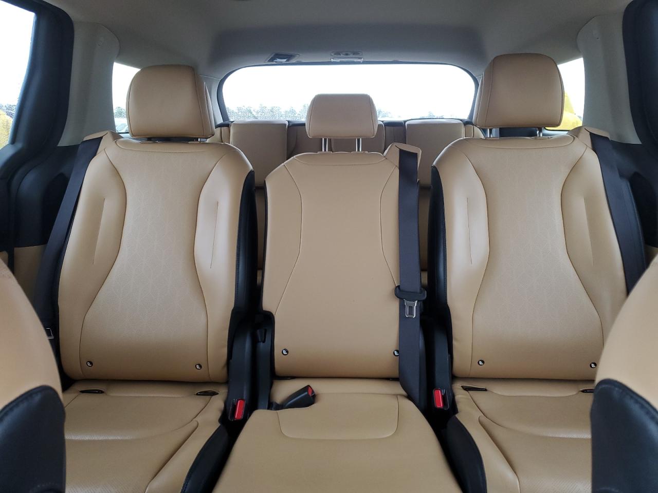 2022 KIA CARNIVAL LX VIN:KNDNB4H31N6136308