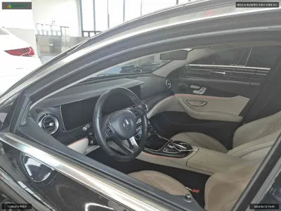 2017 Mercedes-Benz E 300 WDDZF4KBXHA096047 VIN:WDDZF4KBXHA096047