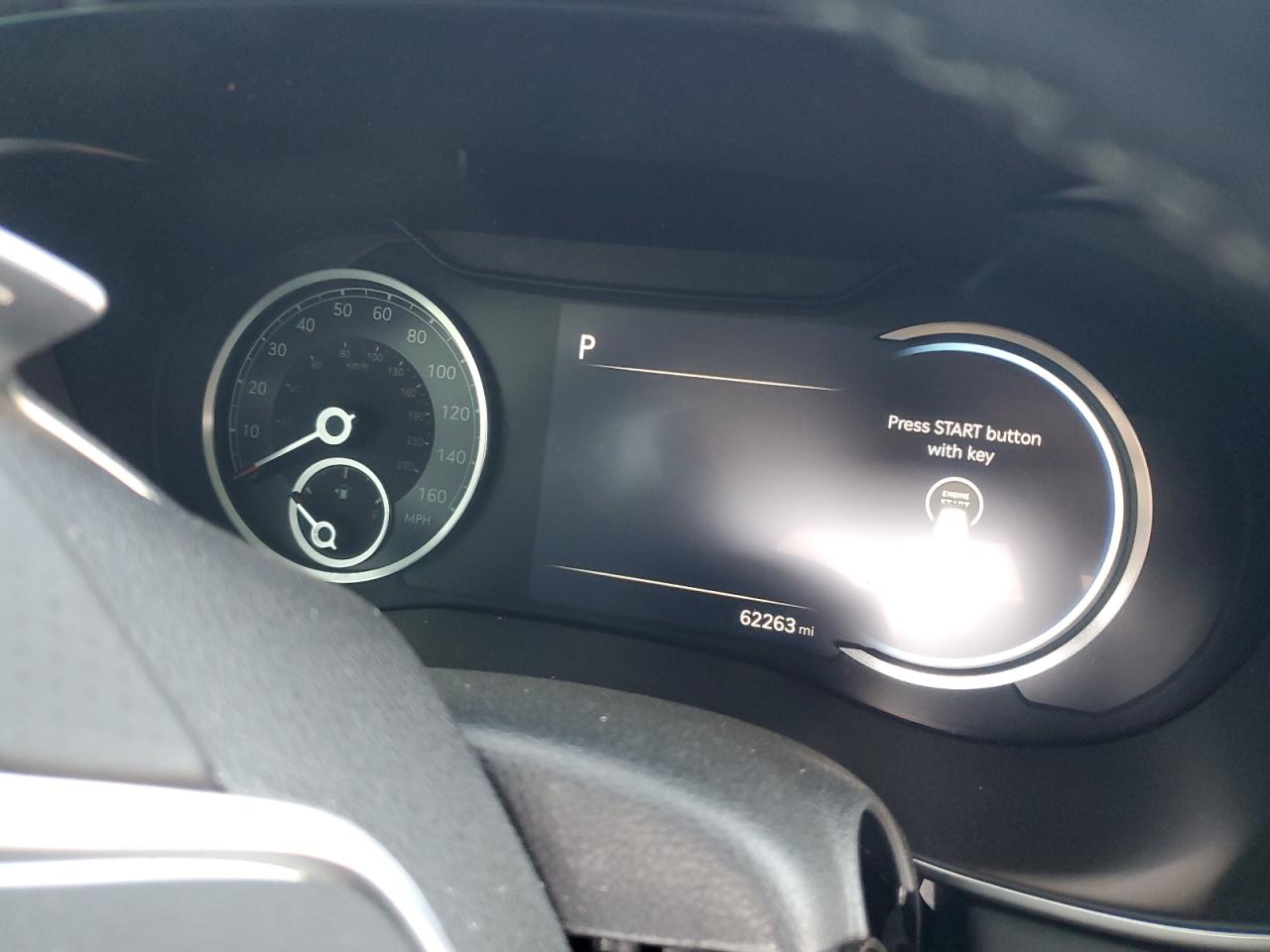 2022 GENESIS G70 BASE VIN:KMTG34TA7NU102821