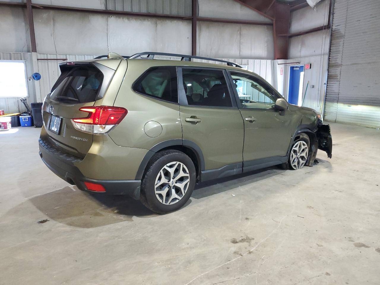 2022 SUBARU FORESTER PREMIUM VIN:JF2SKAEC1NH472164