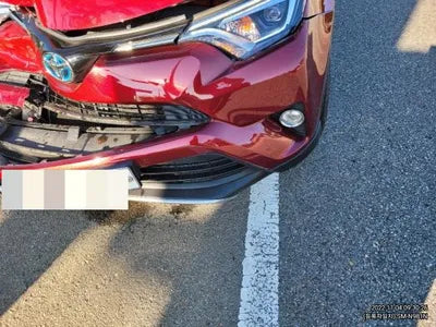 2017 Toyota RAV4 VIN: