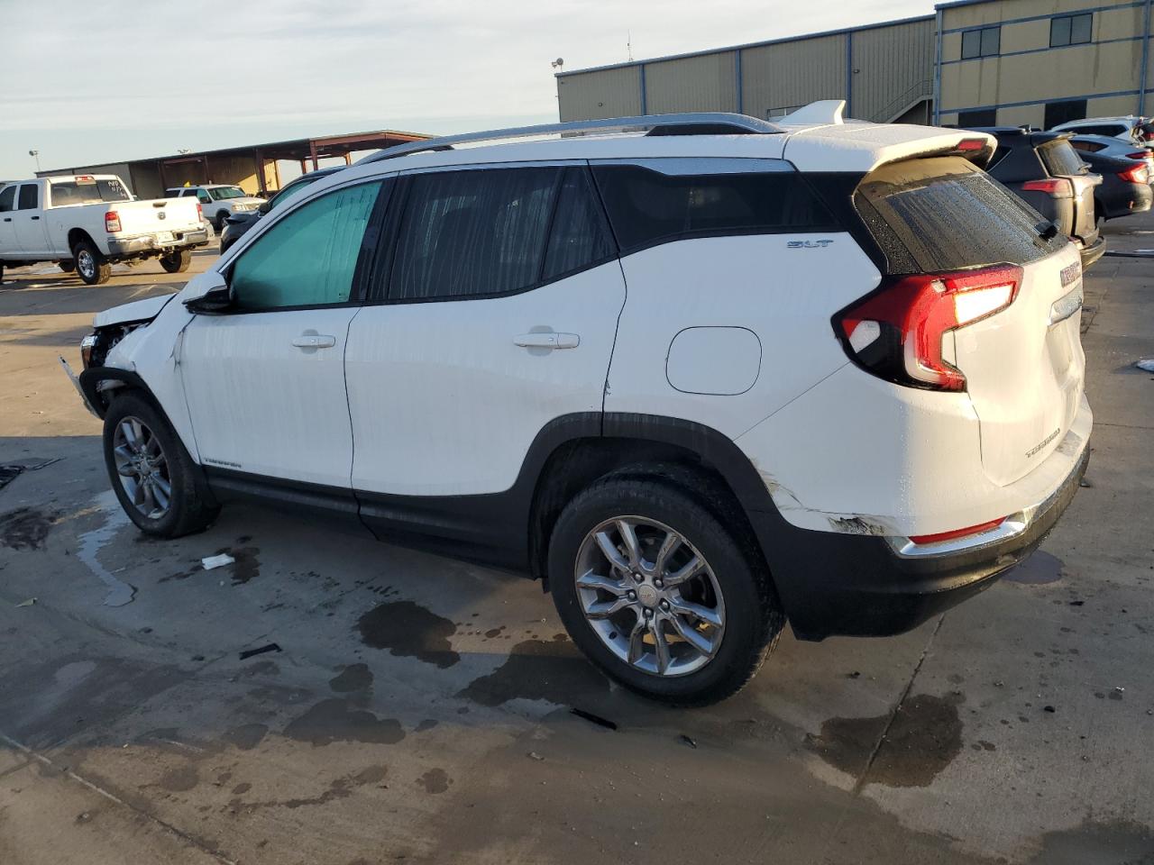 2022 GMC TERRAIN SLT VIN:3GKALVEV6NL176627