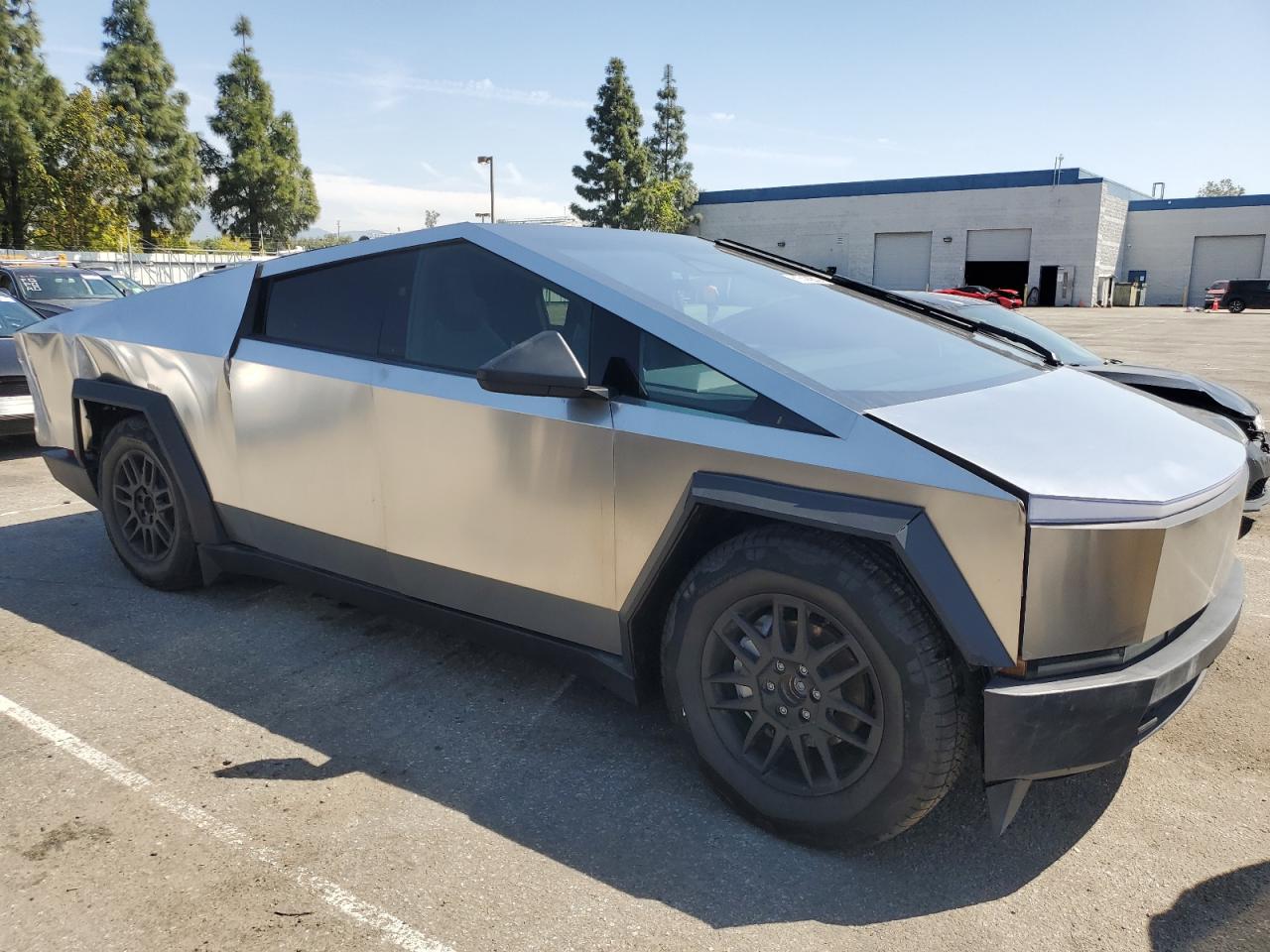 2024 TESLA CYBERTRUCK  VIN:7G2CEHED9RA047674