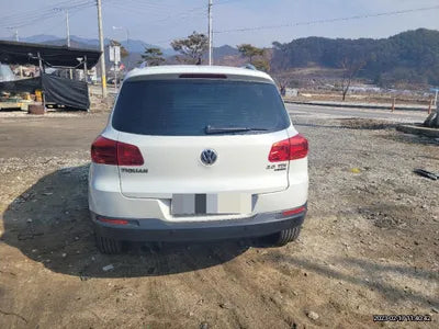 2014 Volkswagen Tiguan VIN: