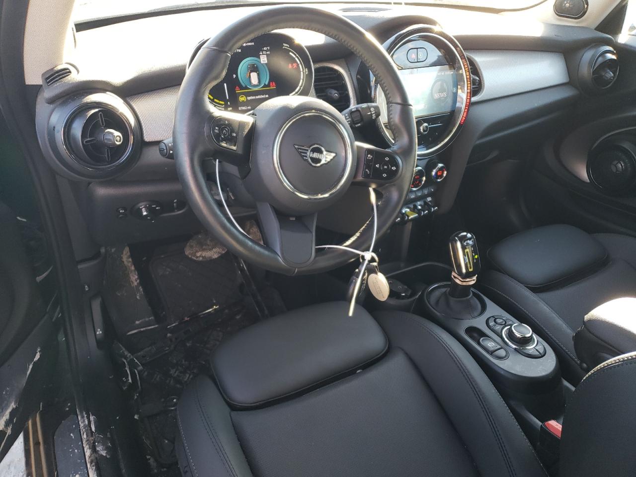 2024 MINI COOPER SE VIN:WMW13DJ01R2U65869