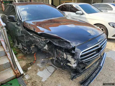 2021 Mercedes-Benz E 300 W1KZF5EB0MA947056 VIN:W1KZF5EB0MA947056