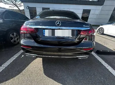 2021 Mercedes-Benz E 300 VIN: