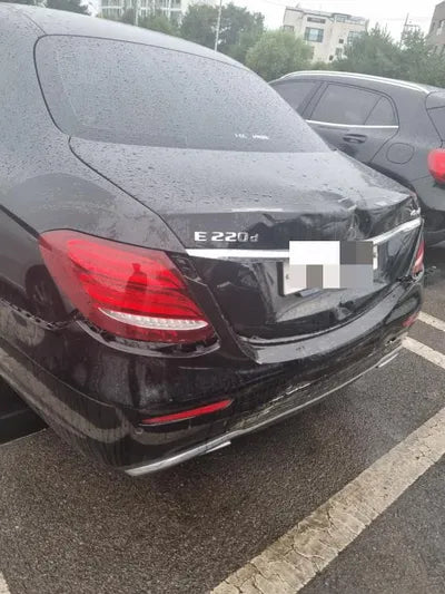 2017 Mercedes-Benz E 220 VIN: