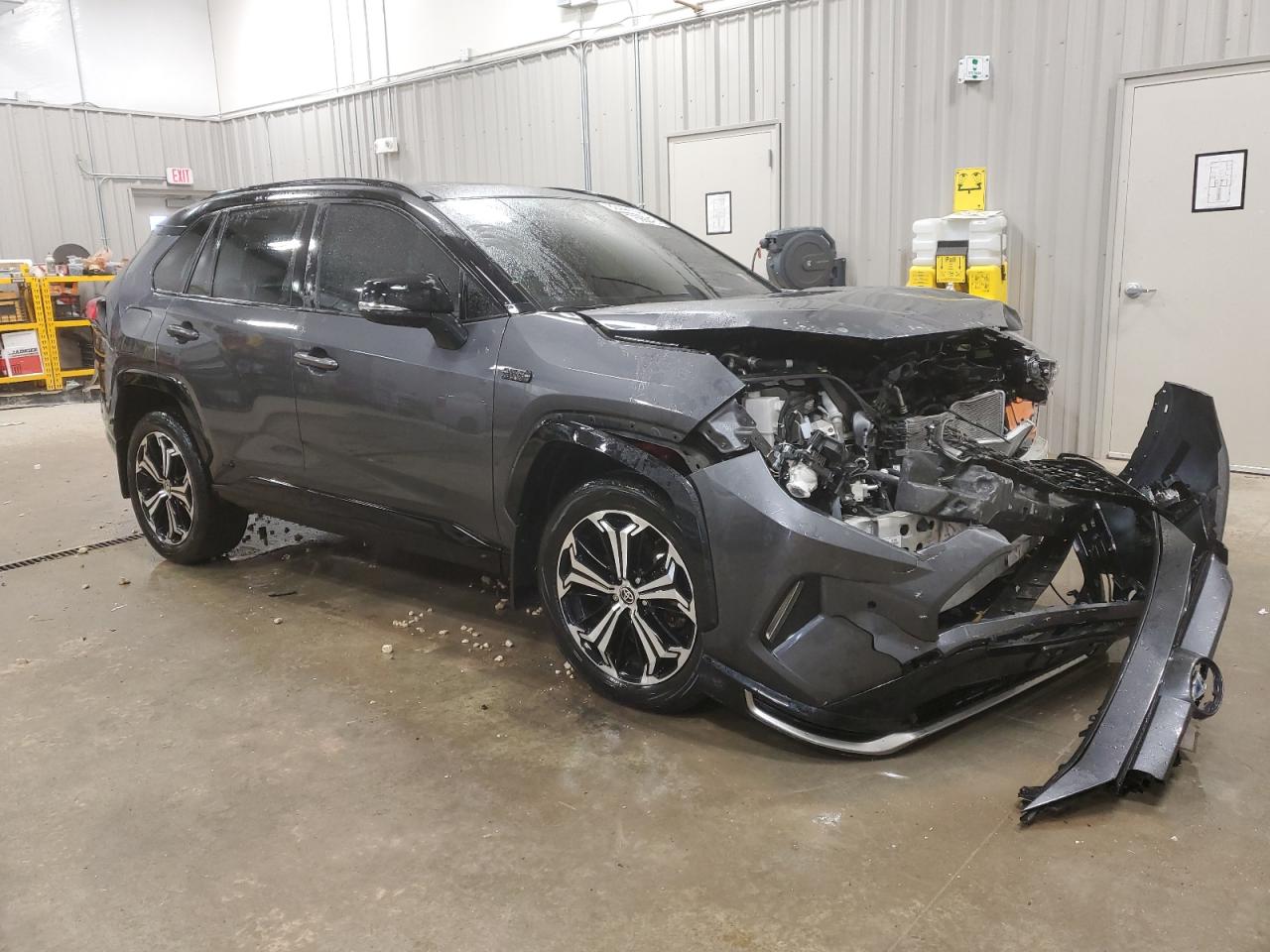 2022 TOYOTA RAV4 PRIME XSE VIN:JTMFB3FVXND097412