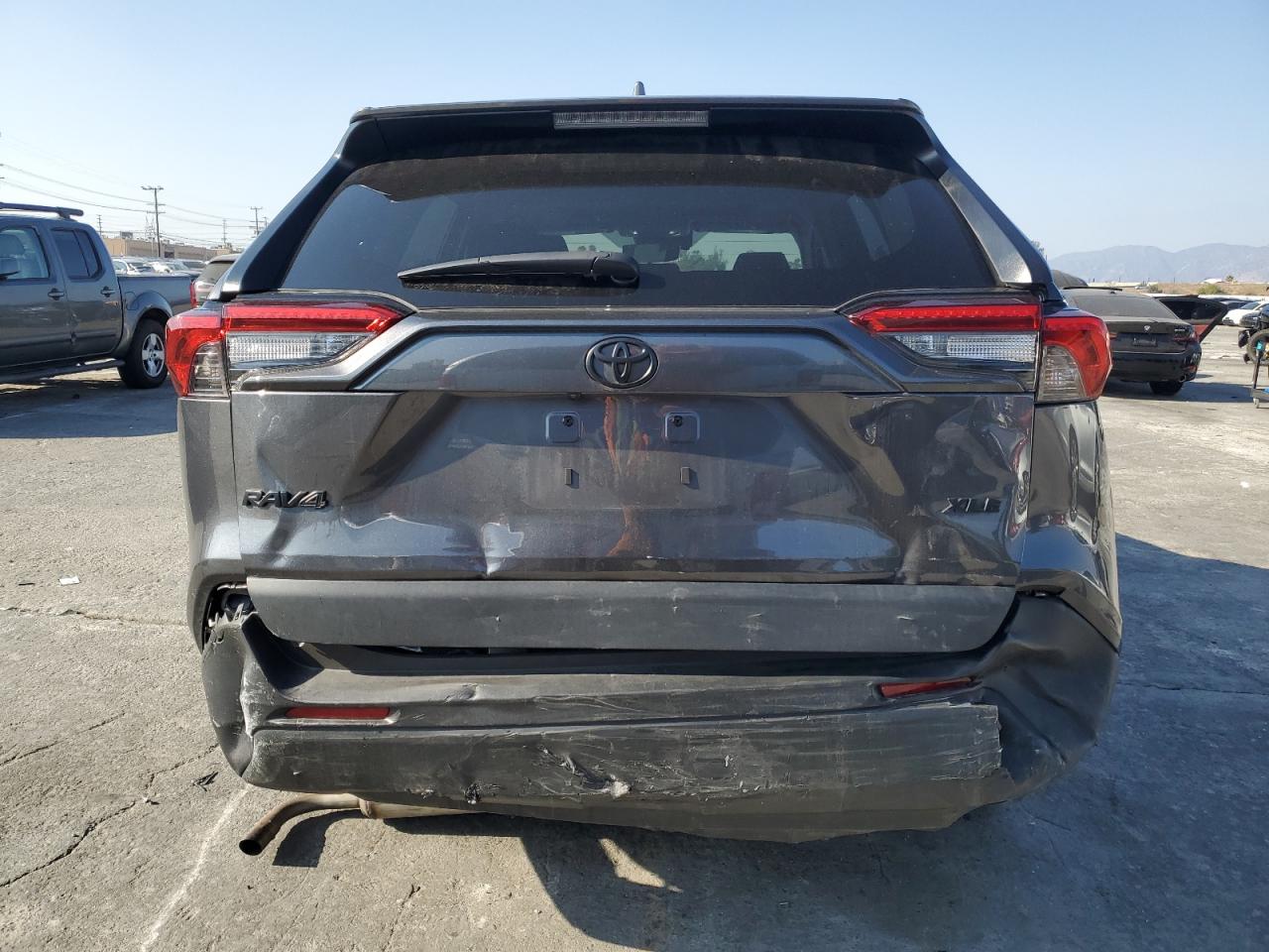 2023 TOYOTA RAV4 XLE VIN:2T3W1RFV8PC240208