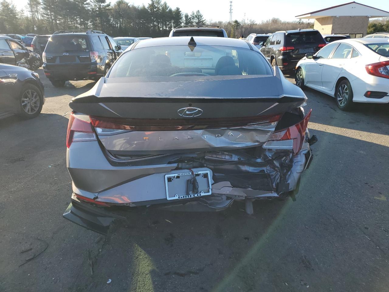 2023 HYUNDAI ELANTRA SEL VIN:1GCCS19H238204410