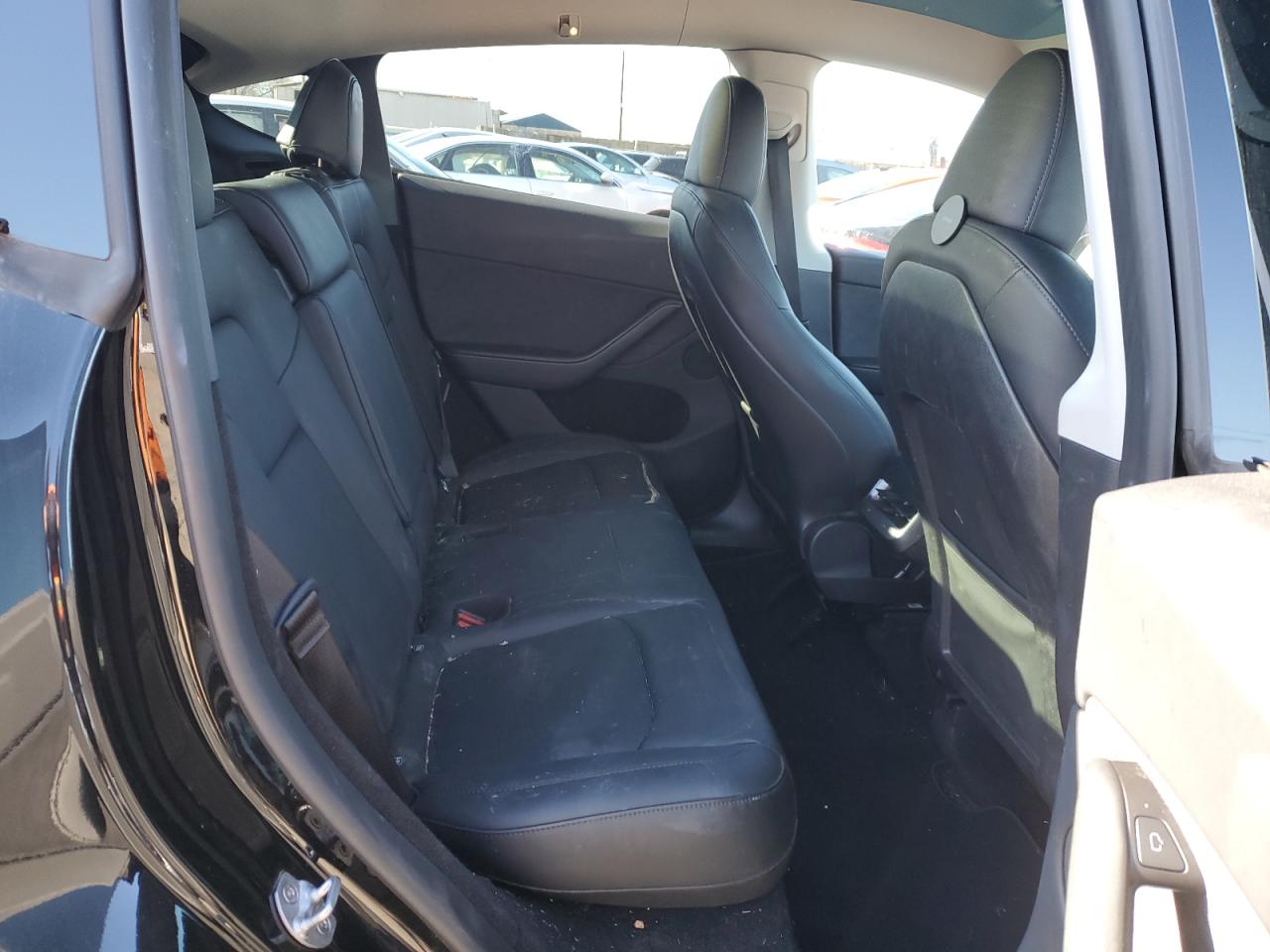 2024 TESLA MODEL Y  VIN:7SAYGDEE0RA229867