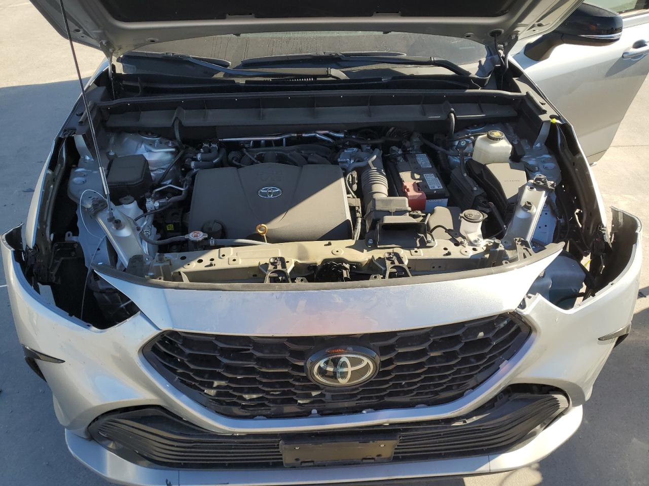 2022 TOYOTA HIGHLANDER XSE VIN:5TDLZRAH3NS111092