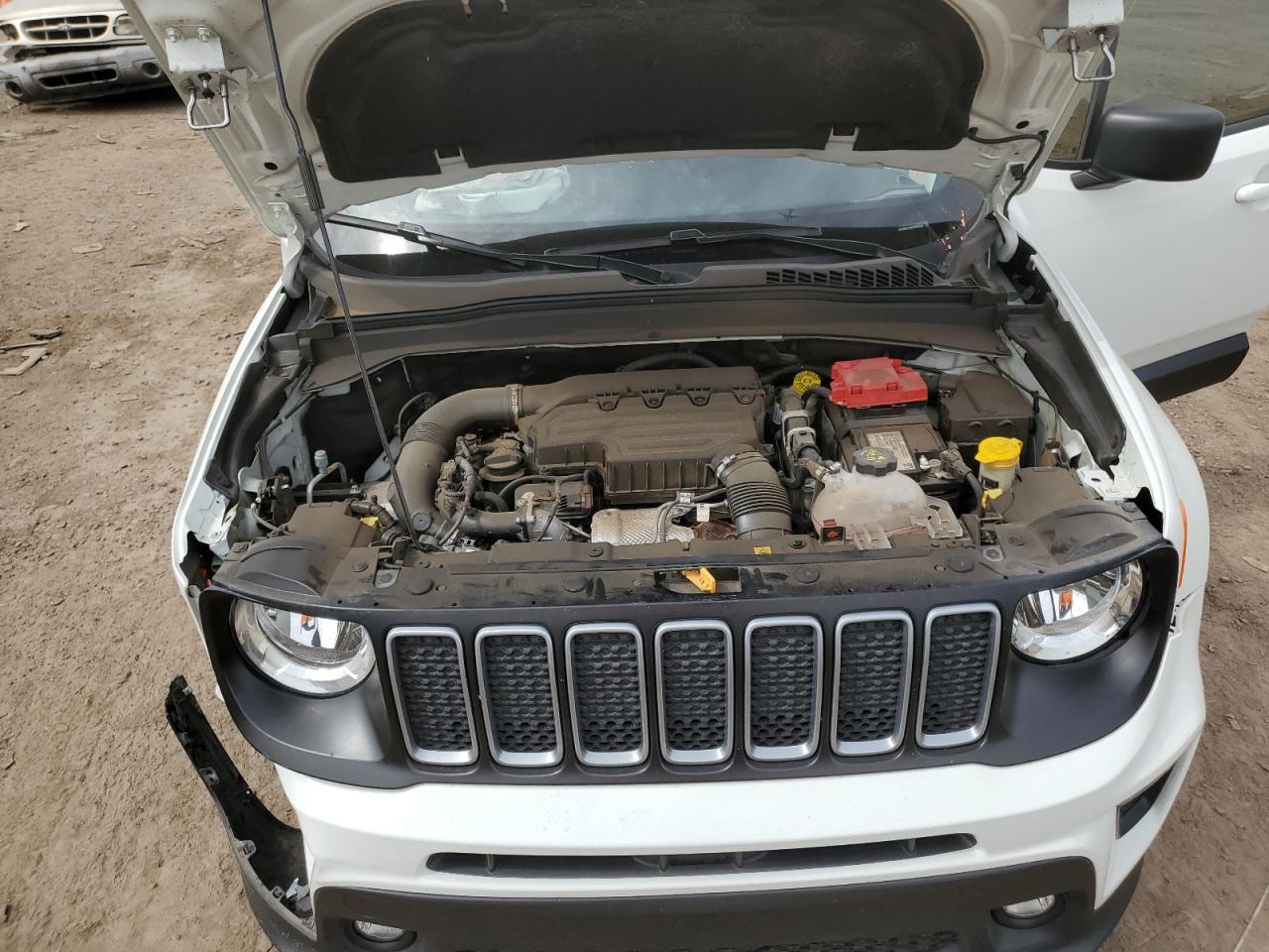 2022 JEEP RENEGADE LATITUDE VIN:ZACNJDB11NPN68028