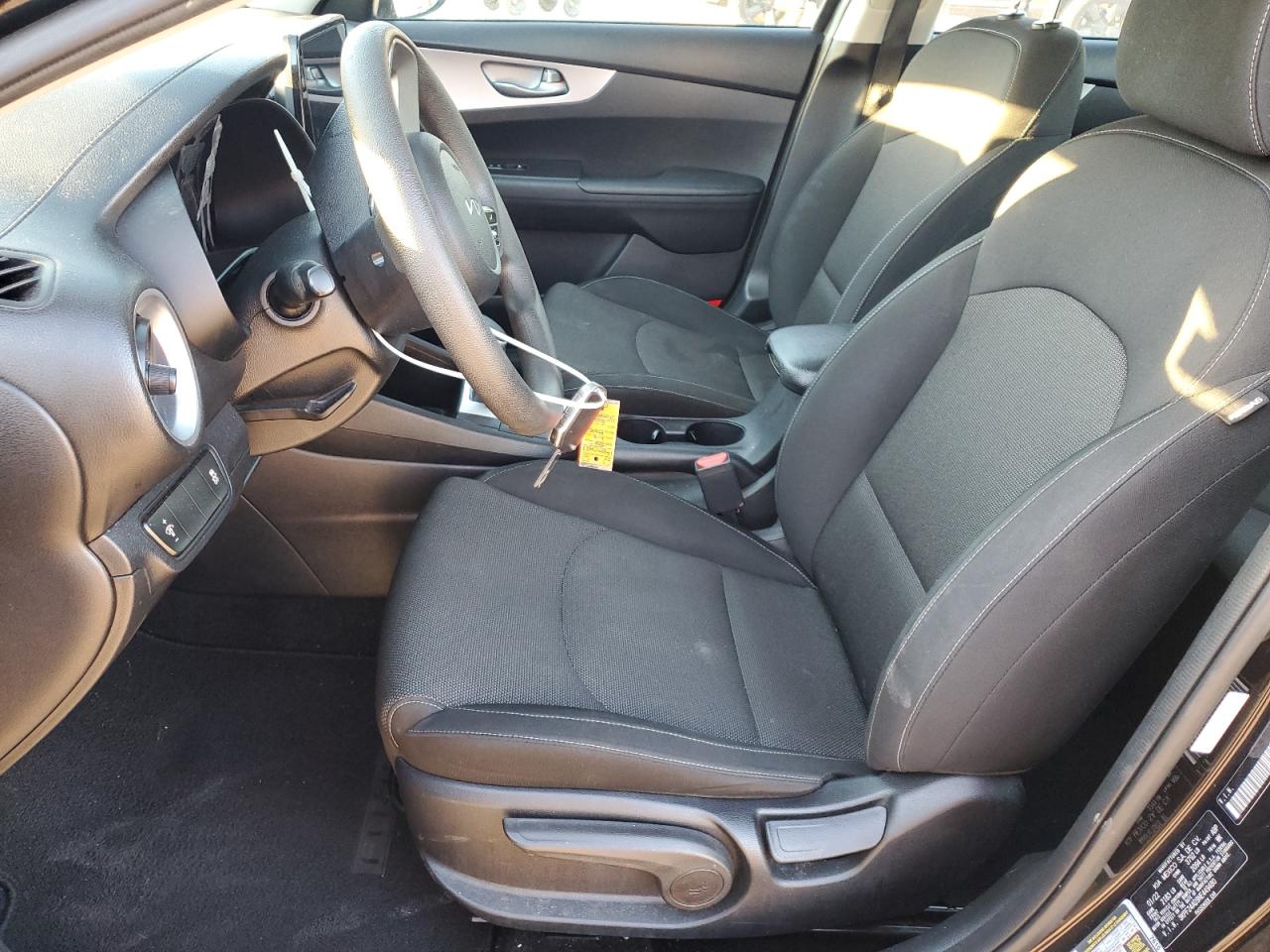 2022 KIA FORTE FE VIN:3KPF24AD9NE449480