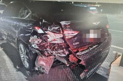 2017 Genesis G80 KMHGM41DBHU220415 VIN:KMHGM41DBHU220415