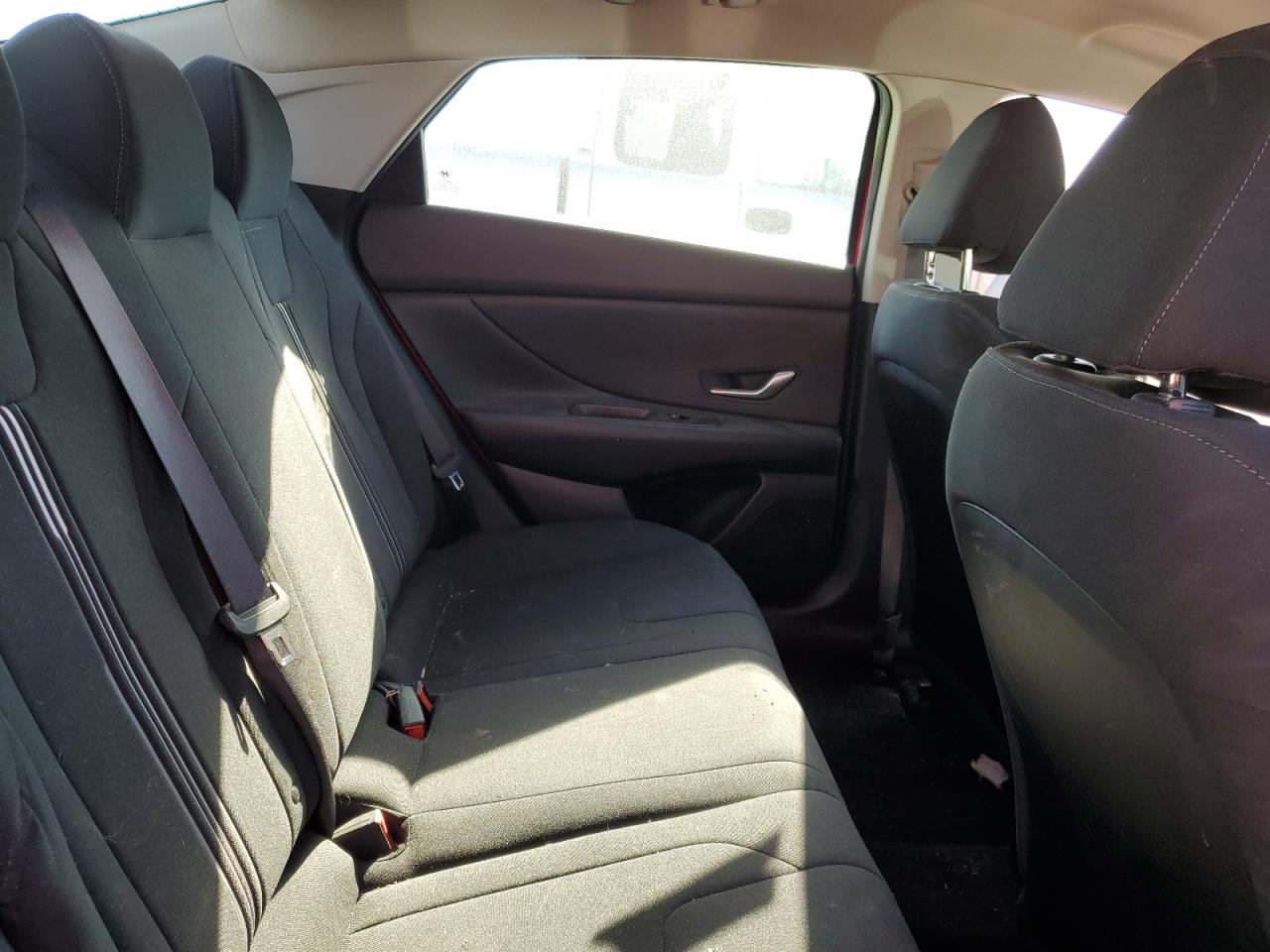 2023 HYUNDAI ELANTRA SEL VIN:5NPLM4AG0PH117479