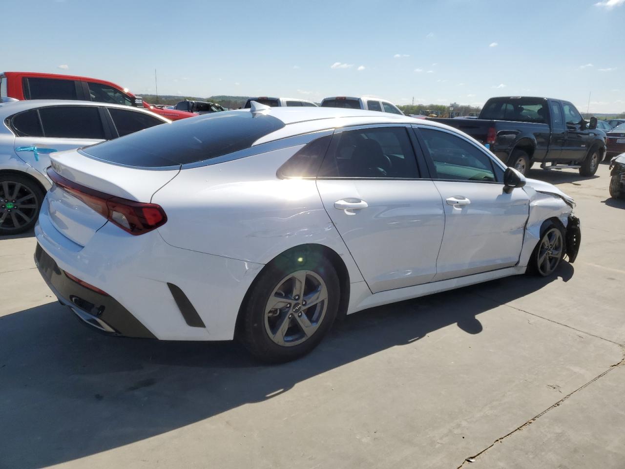 2022 KIA K5 LXS VIN:5XXG14J29NG150682