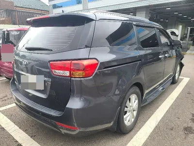 2015 Kia Carnival VIN: