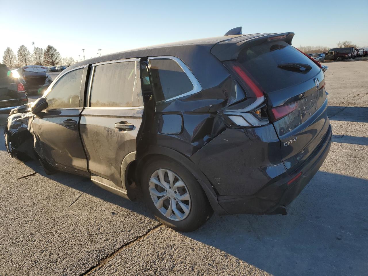 2023 HONDA CR-V LX VIN:7FARS4H28PE022424