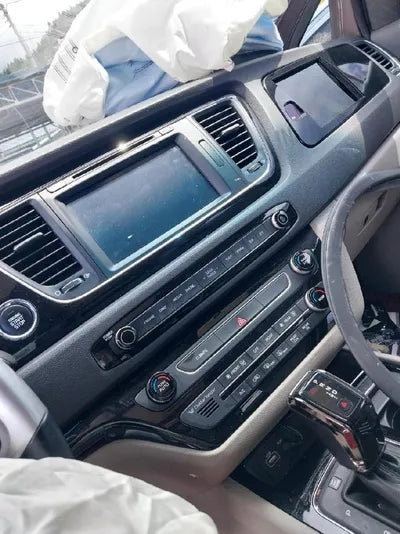 2015 Kia Carnival VIN: