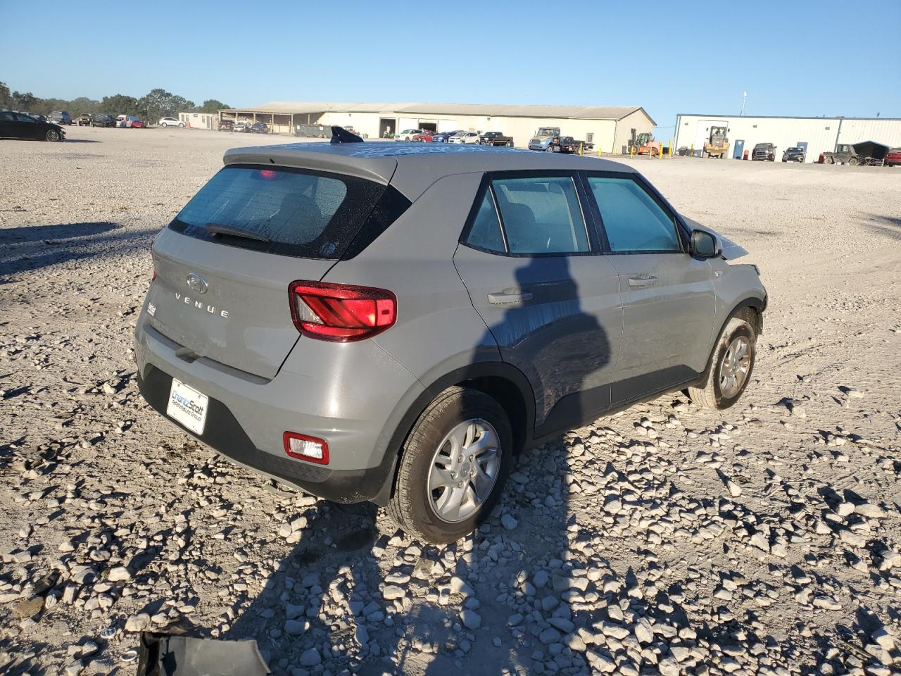 2022 HYUNDAI VENUE SE VIN:KMHRB8A35NU174599