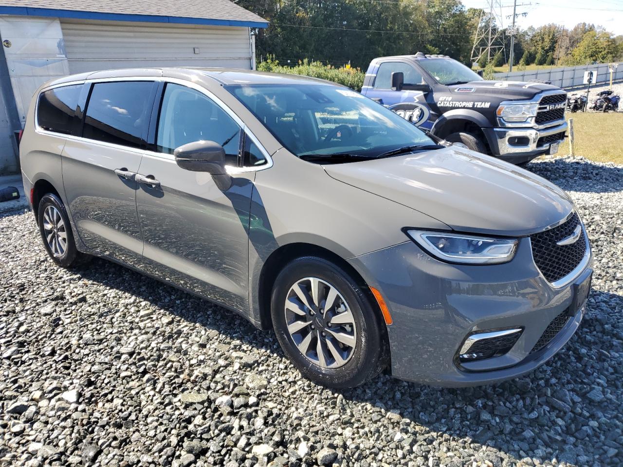 2022 CHRYSLER PACIFICA HYBRID TOURING L VIN:2C4RC1L77NR121389