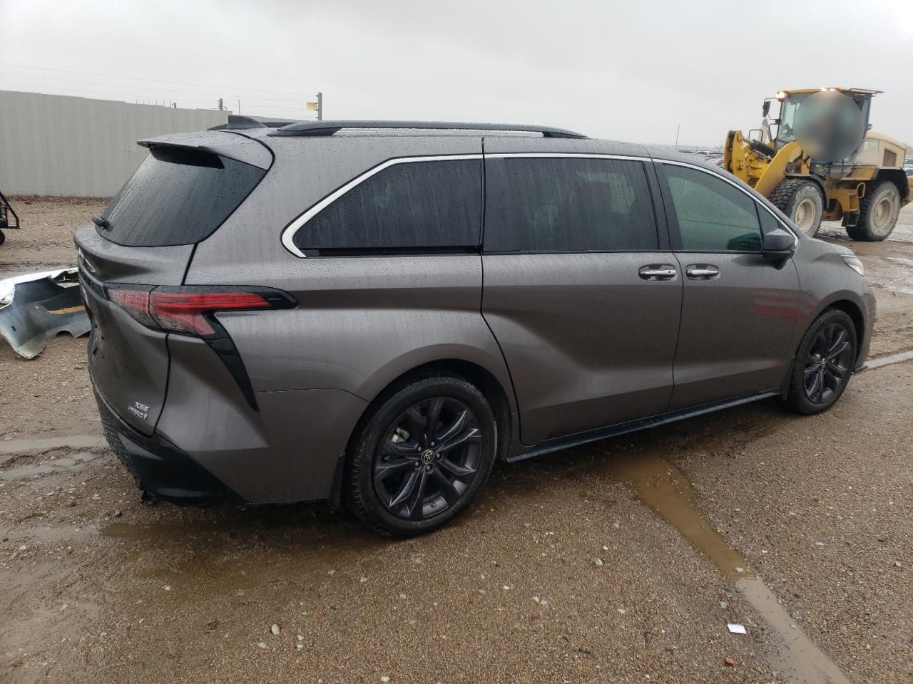 2022 TOYOTA SIENNA XSE VIN:5TDDRKEC2NS125818