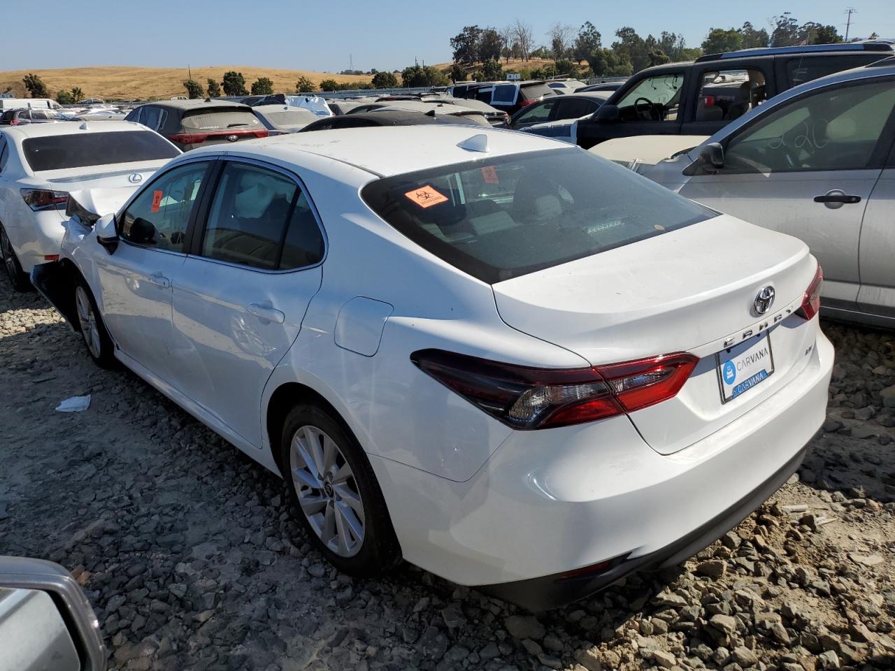 2022 TOYOTA CAMRY LE VIN:4T1C11AK0NU704386