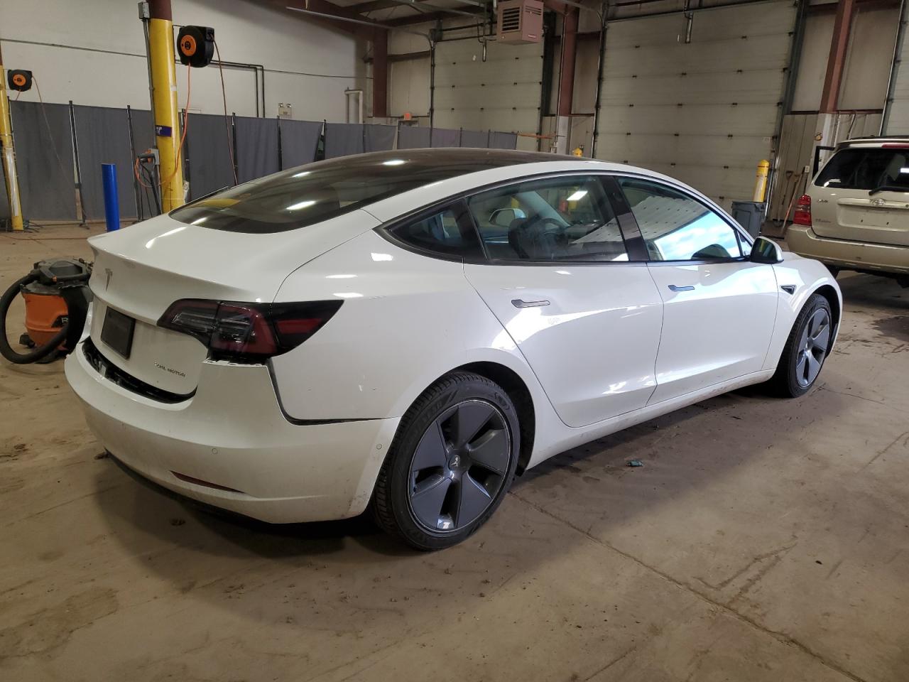 2022 TESLA MODEL 3  VIN:5YJ3E1EB0NF107749