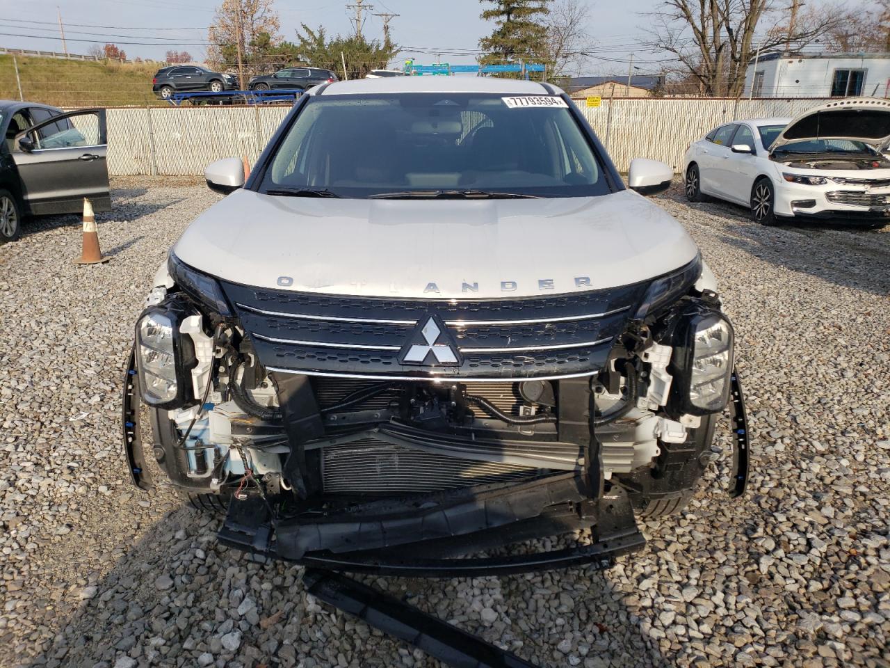 2024 MITSUBISHI OUTLANDER ES VIN:JA4J4UA82RZ063396