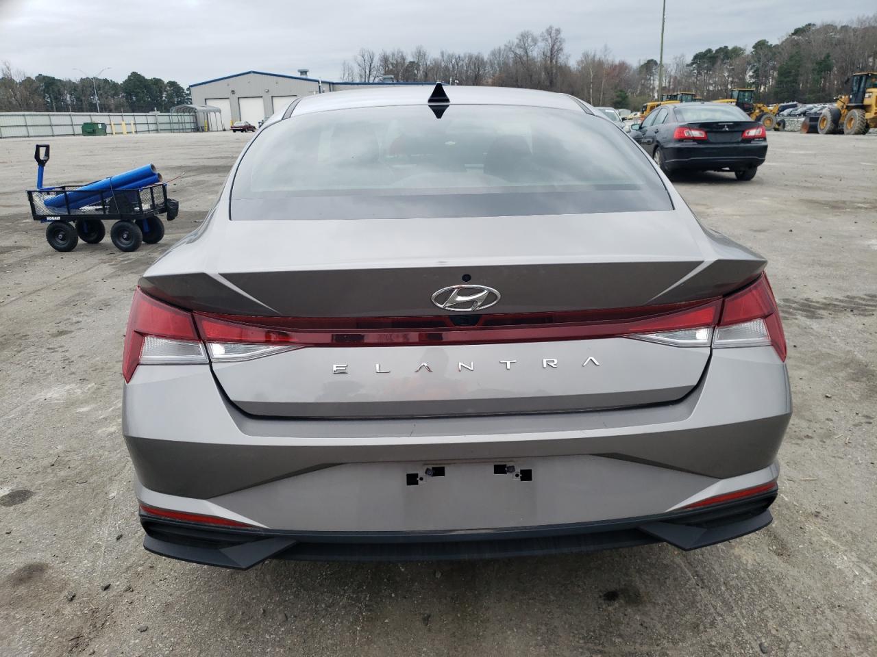 2022 HYUNDAI ELANTRA SEL VIN:KMHLM4AG8NU326483