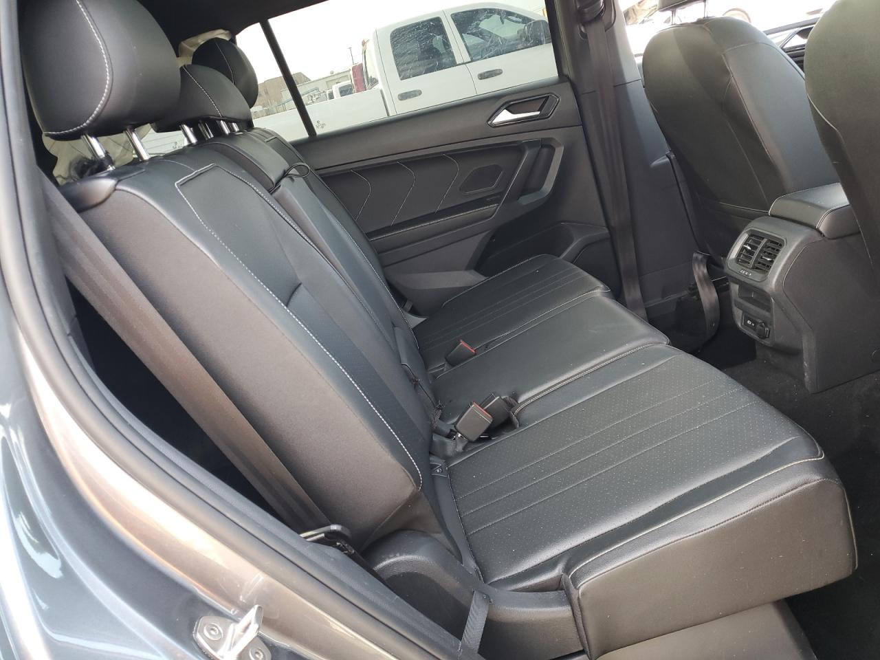 2022 VOLKSWAGEN TIGUAN SE R-LINE BLACK VIN:3VVCB7AX1NM173057