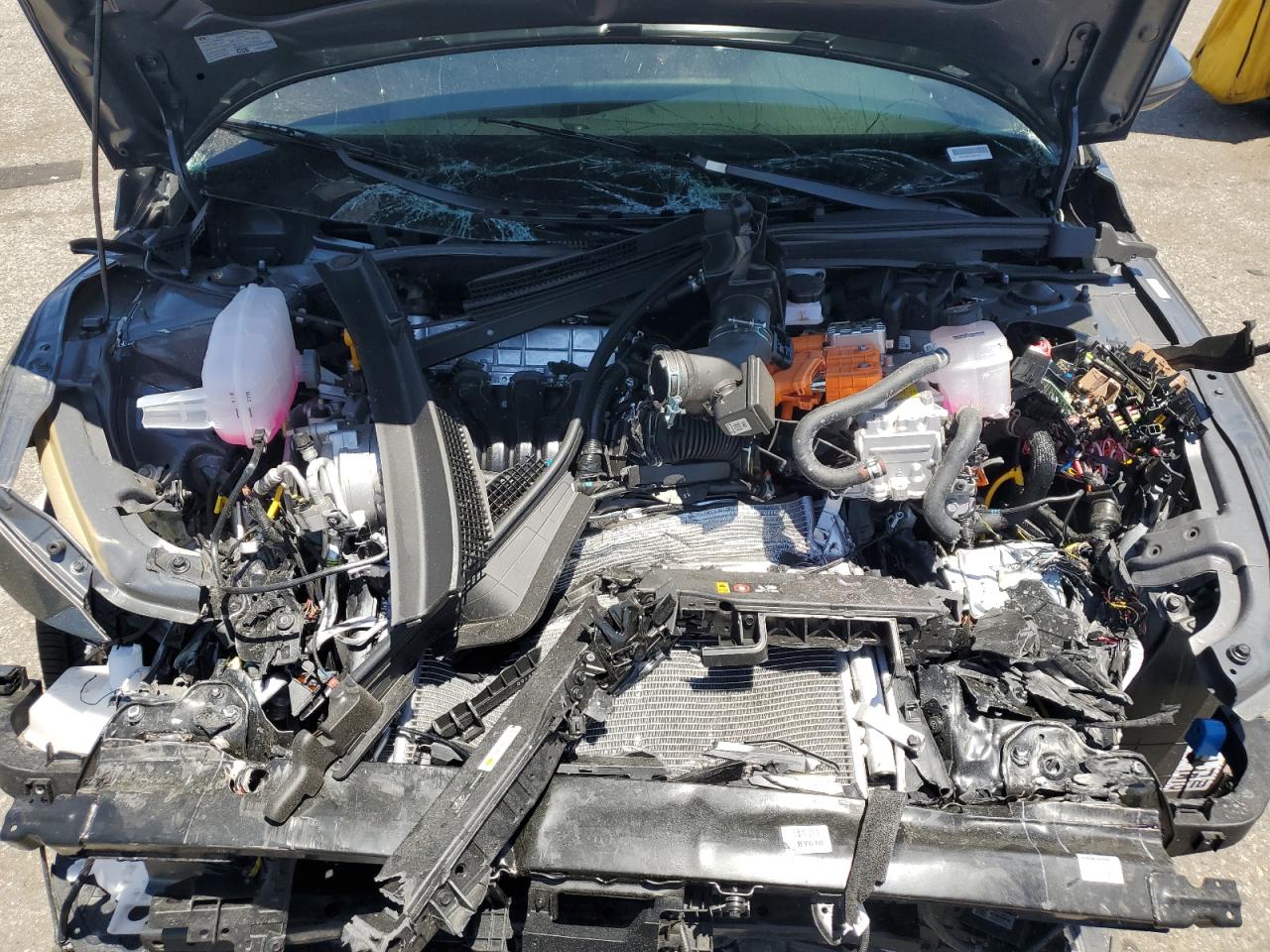 2024 HYUNDAI ELANTRA LIMITED VIN:KMHLN4DJ5RU107345