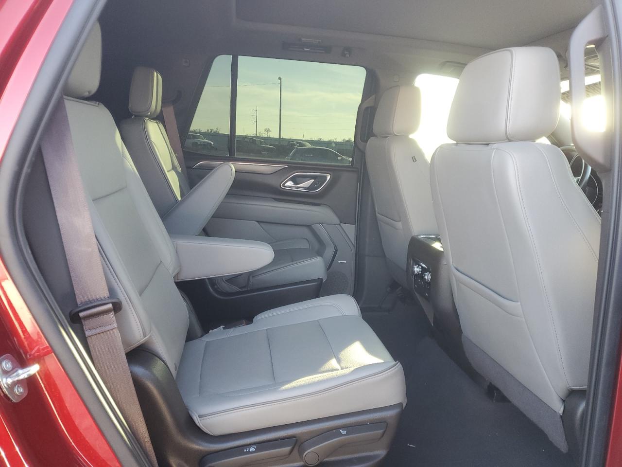 2022 GMC YUKON SLT VIN:1GKS2BKD2NR236476