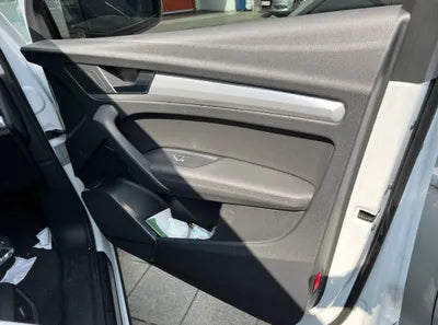 2020 Audi Q5 VIN:
