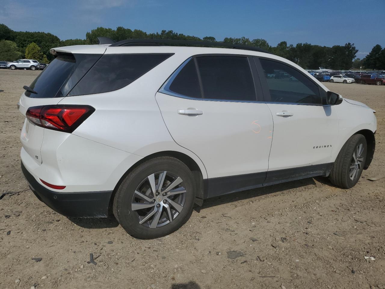 2022 CHEVROLET EQUINOX LT VIN:3GNAXKEV4NL254621