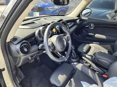 2019 MINI Cooper VIN:
