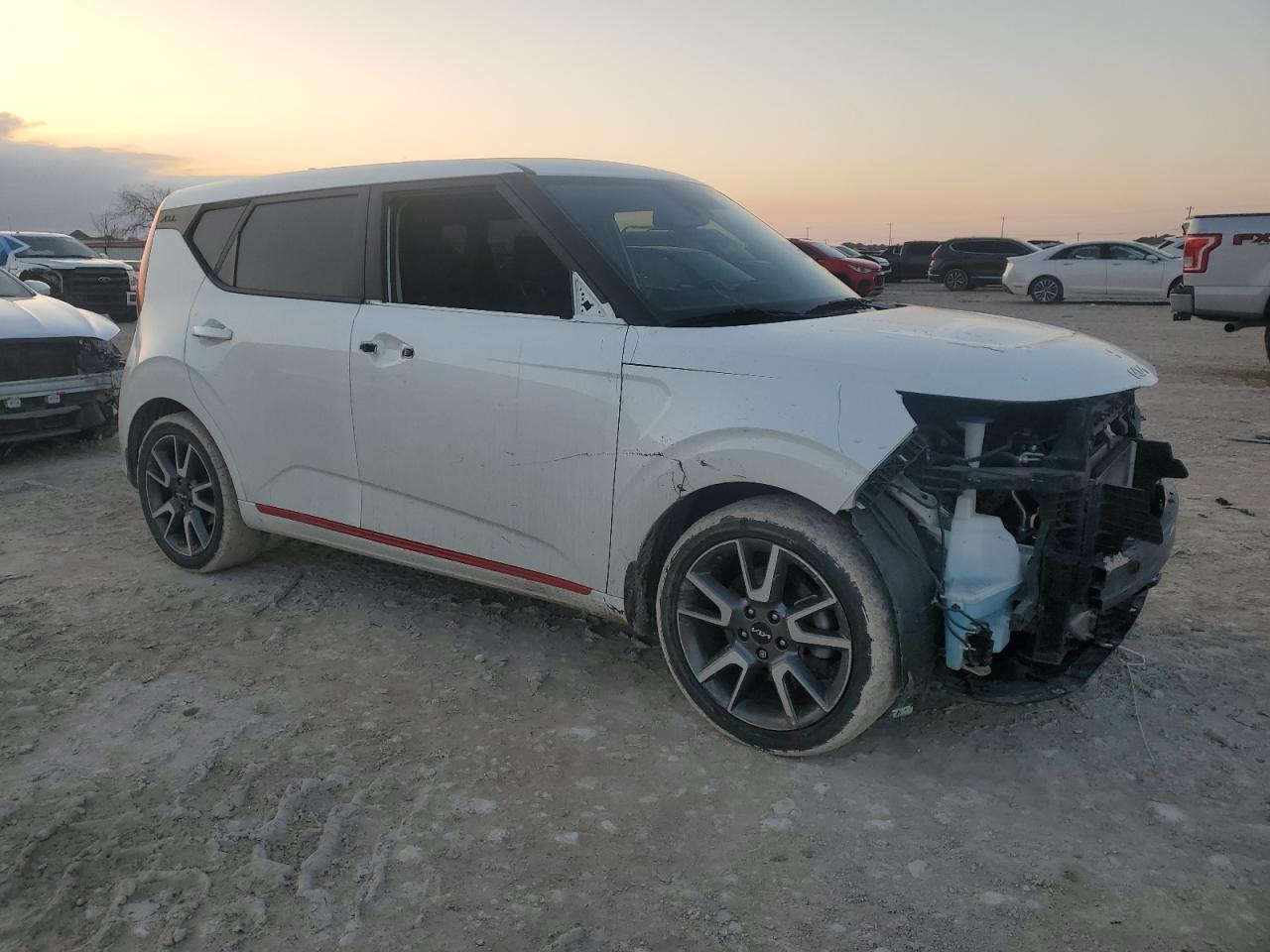 2022 KIA SOUL GT-LINE TURBO VIN:KNDJ53AFXN7180712