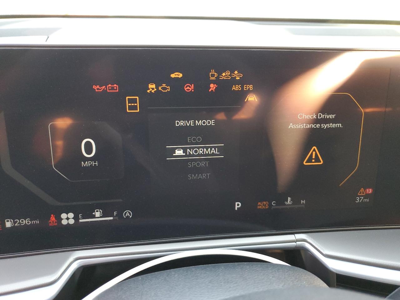 2024 KIA SORENTO SX VIN:5XYRK4JF8RG298168