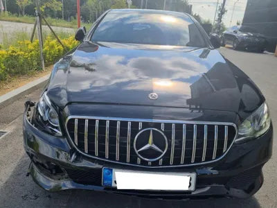 2019 Mercedes-Benz E 300 WDDZF4KB1KA670090 VIN:WDDZF4KB1KA670090