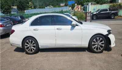 2019 Mercedes-Benz E 300 VIN: