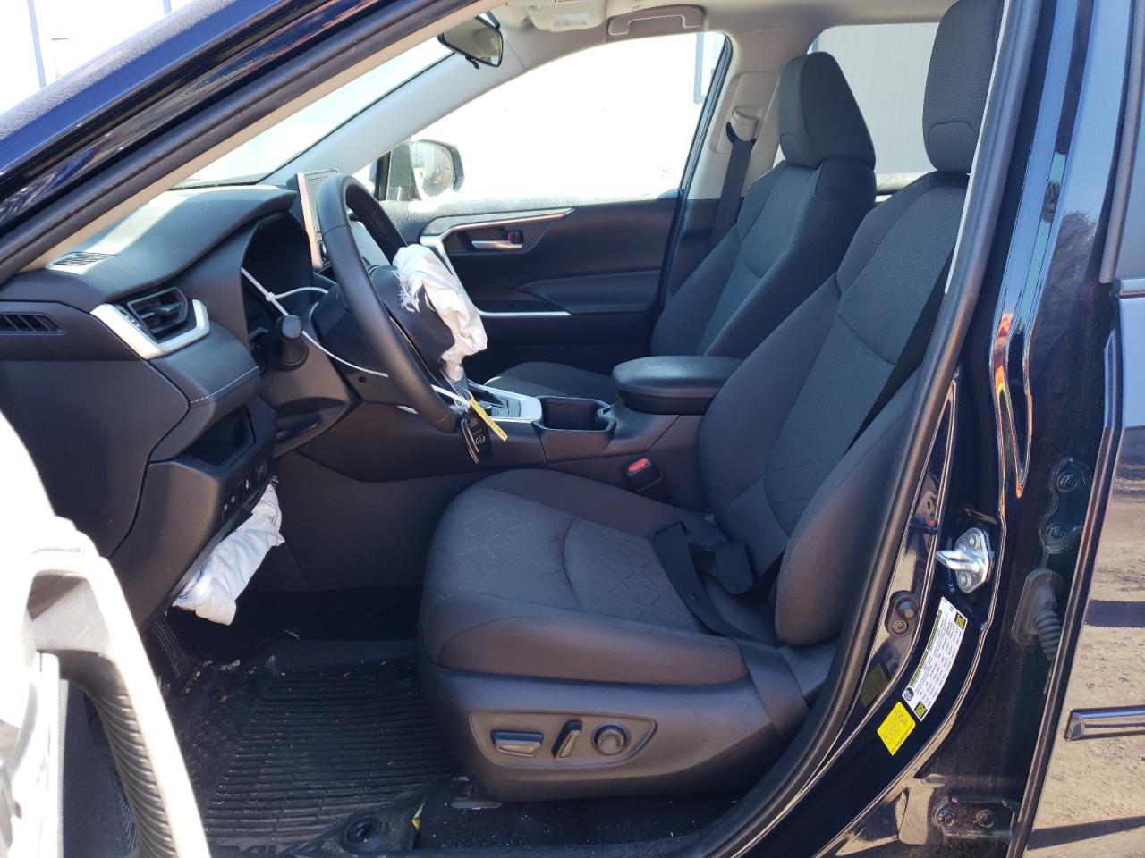 2024 TOYOTA RAV4 XLE VIN:4T3RWRFV4RU122477