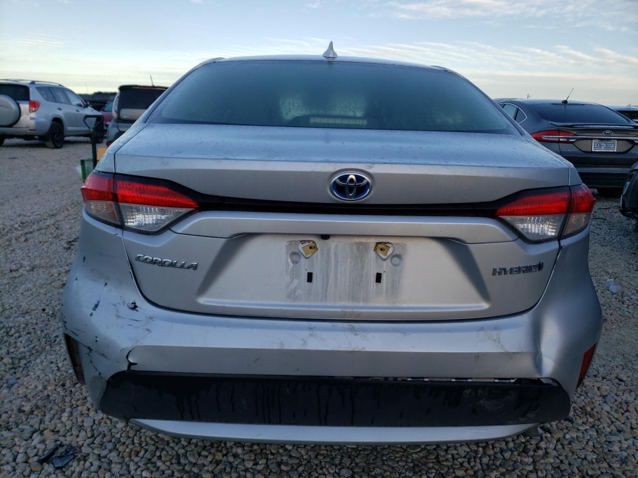 2022 TOYOTA COROLLA LE VIN:JTDEAMDE1NJ056191