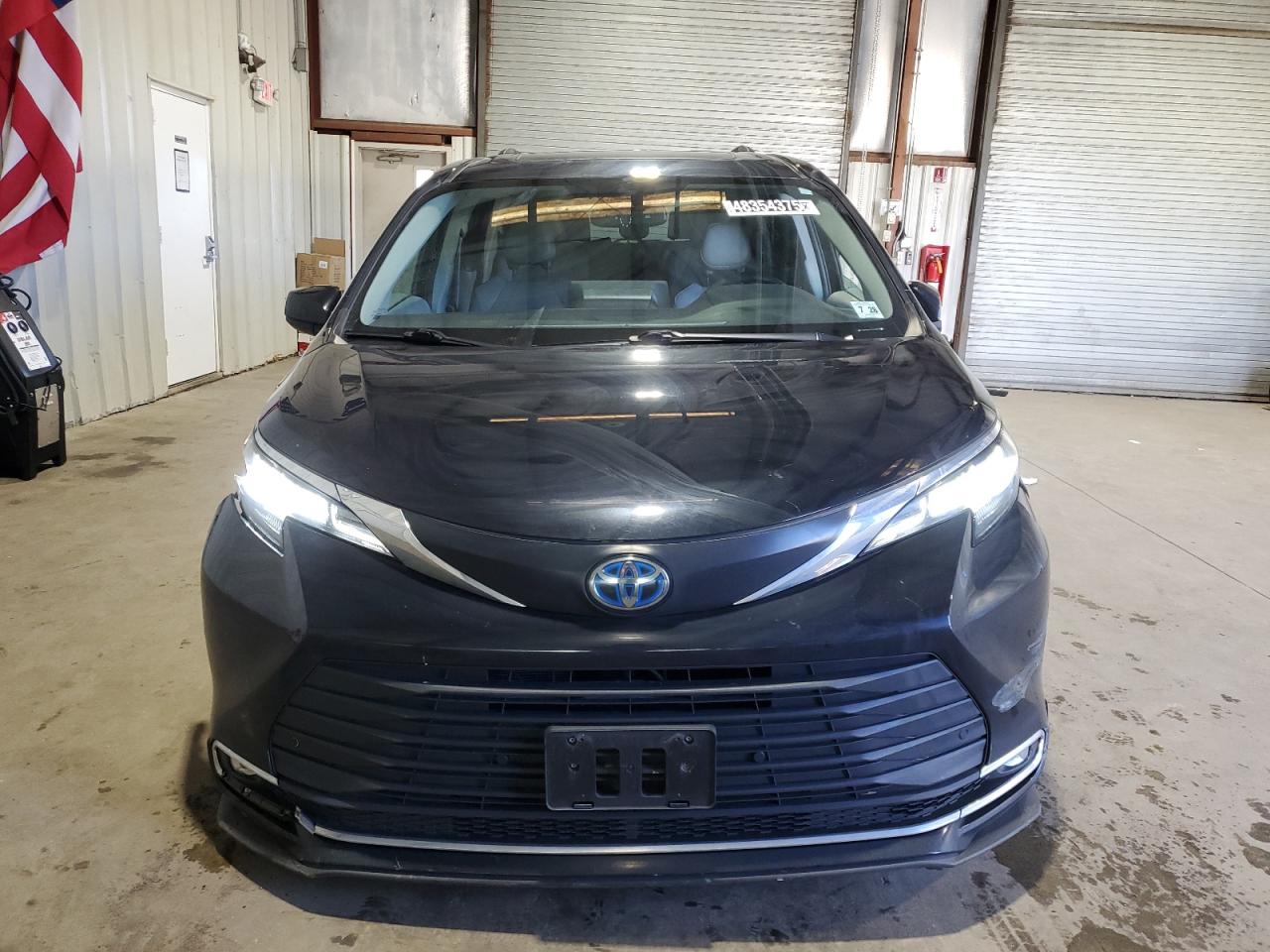 2023 TOYOTA SIENNA XLE VIN:5TDYRKEC7PS168068
