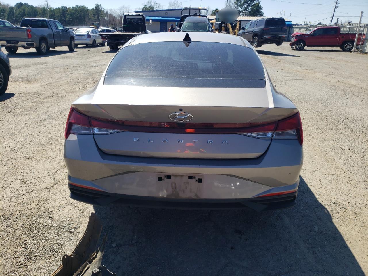 2022 HYUNDAI ELANTRA SEL VIN:KMHLM4AG6NU366609