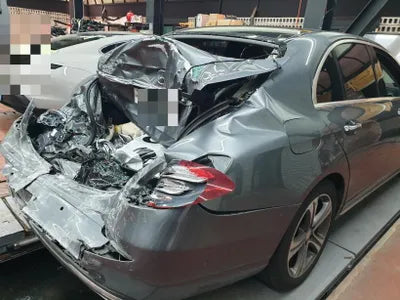 2016 Mercedes-Benz E 300 VIN: