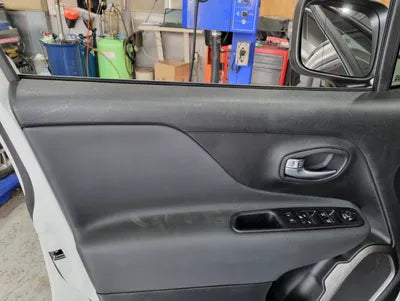 2021 Jeep Renegade 1C4NJCDB5MPM68352 VIN:1C4NJCDB5MPM68352