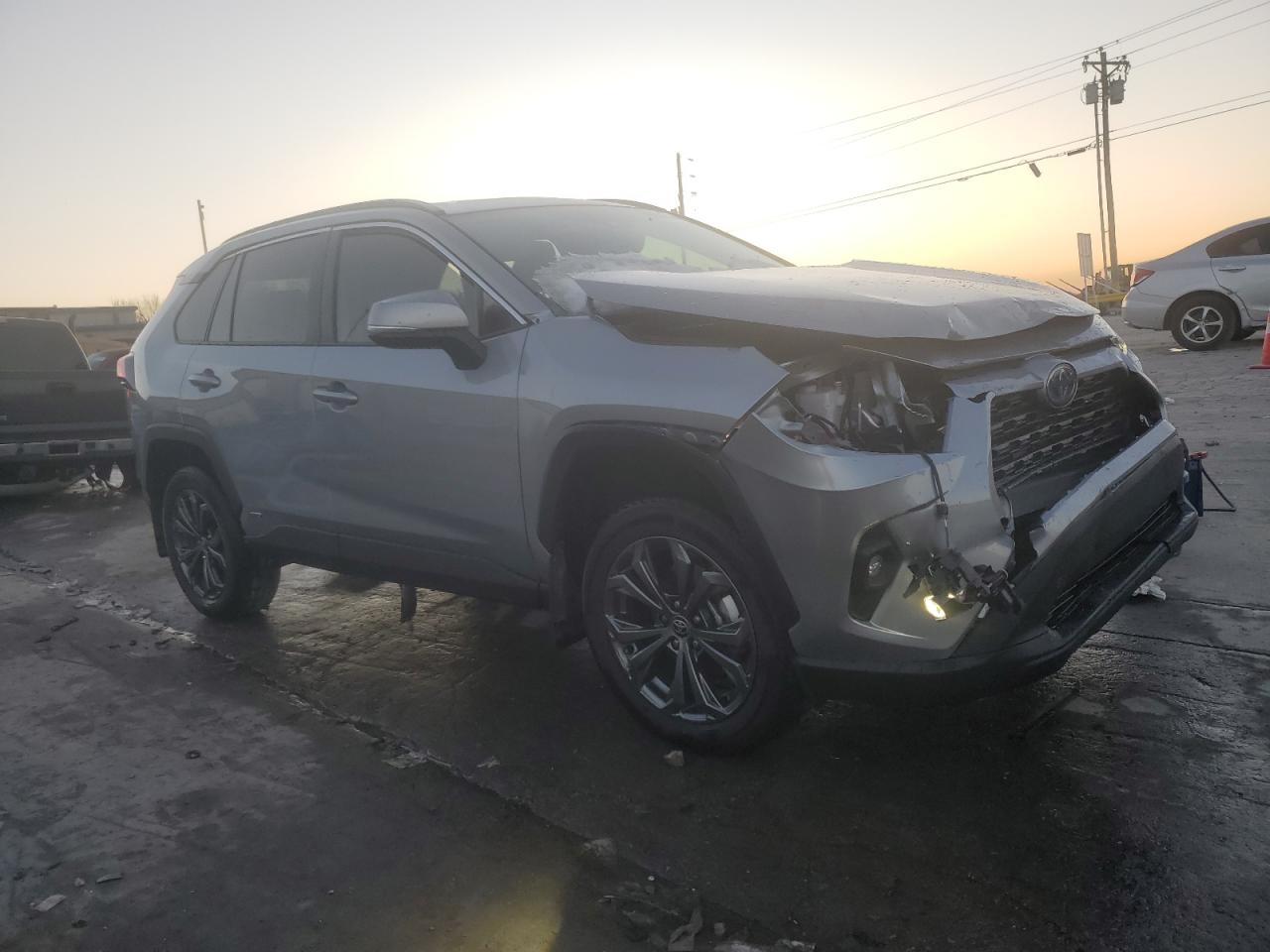 2024 TOYOTA RAV4 XLE PREMIUM VIN:4T3B6RFV7RU160707